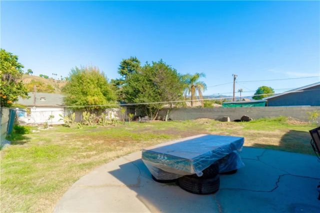 612 W 36th, San Bernardino, CA 92405