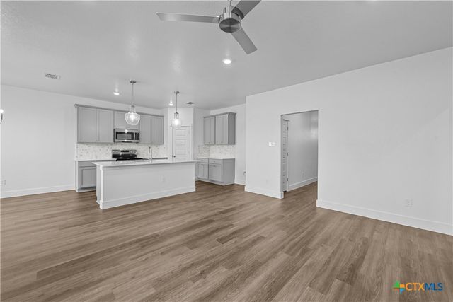 1112 Peppermint Drive, Temple, TX 76501