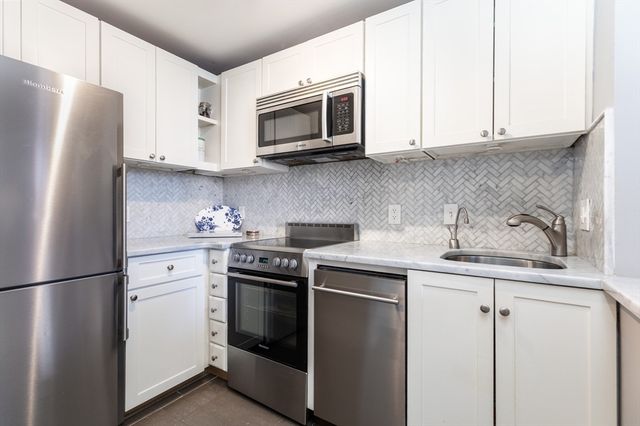 78 W Concord St 5, Boston, MA 02118