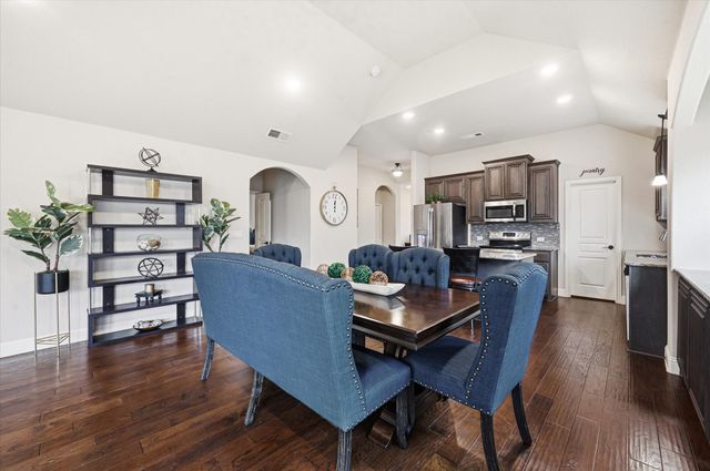 1113 Planters Way, Waxahachie, TX 75165