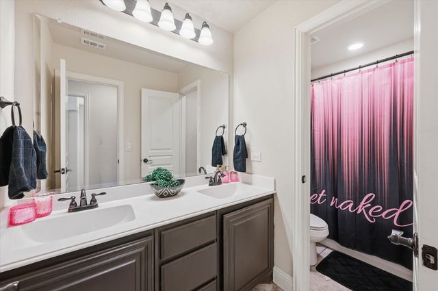 1113 Planters Way, Waxahachie, TX 75165