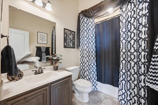 1113 Planters Way, Waxahachie, TX 75165