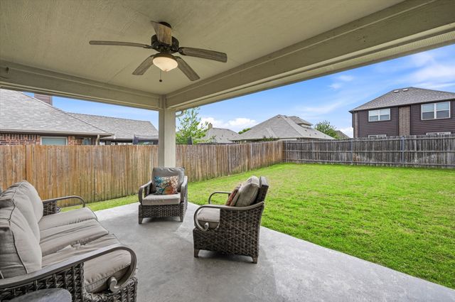 1113 Planters Way, Waxahachie, TX 75165
