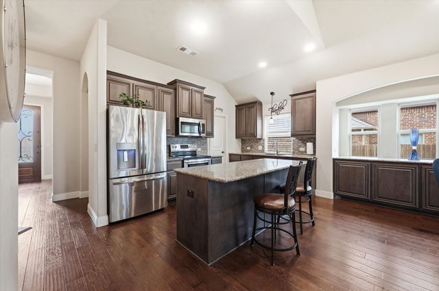 1113 Planters Way, Waxahachie, TX 75165