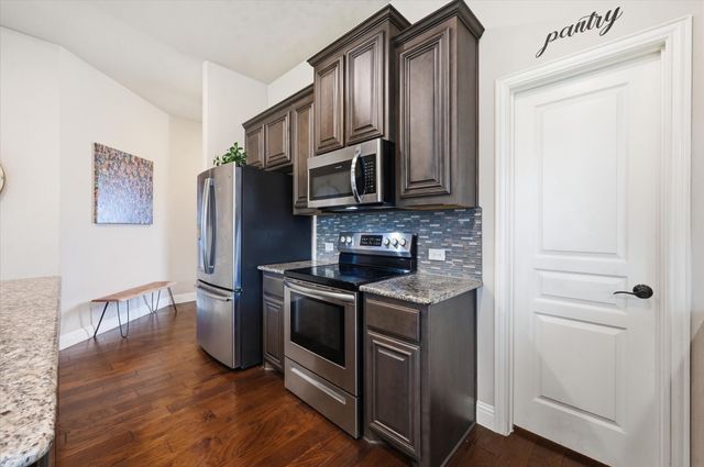 1113 Planters Way, Waxahachie, TX 75165