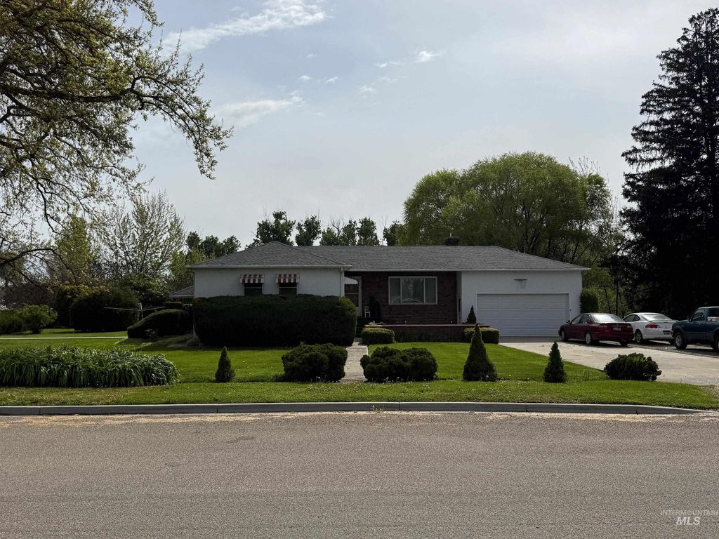 502 N Hawthorn Ave, Middleton, ID 83644 photo 2