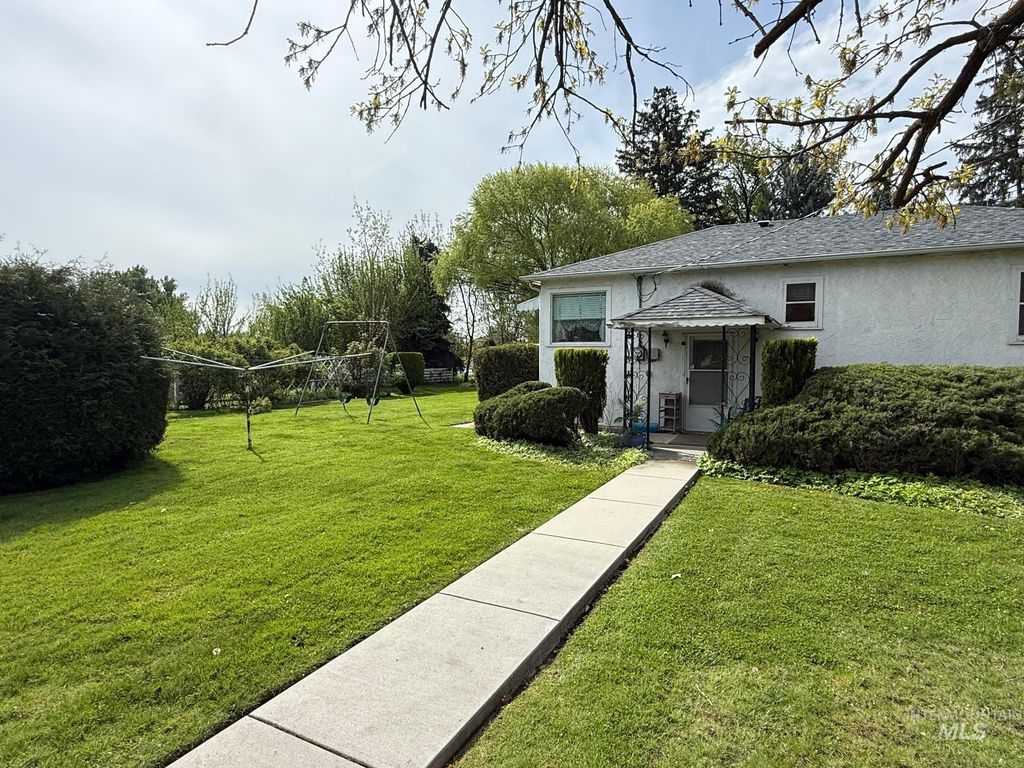 502 N Hawthorn Ave, Middleton, ID 83644 photo 4
