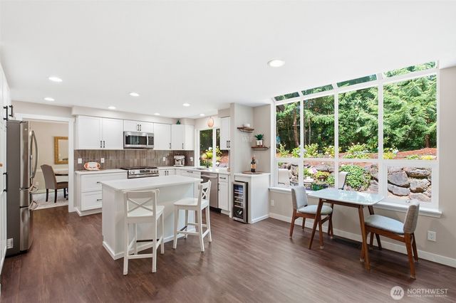 1636 NW Nassau Court, Poulsbo, WA 98370