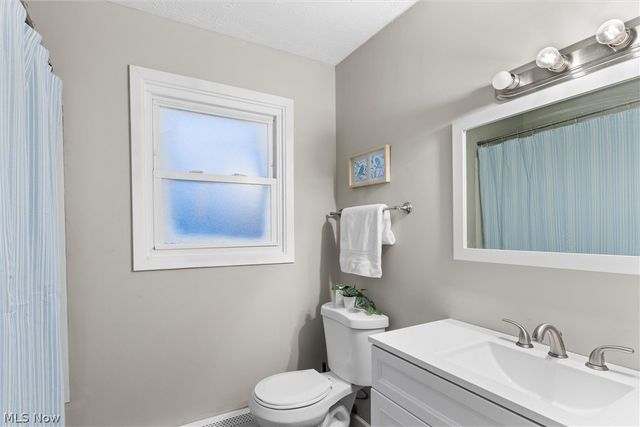 7479 Goldenrod Drive, Mentor On The Lake, OH 44060