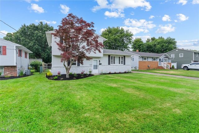 7479 Goldenrod Drive, Mentor On The Lake, OH 44060