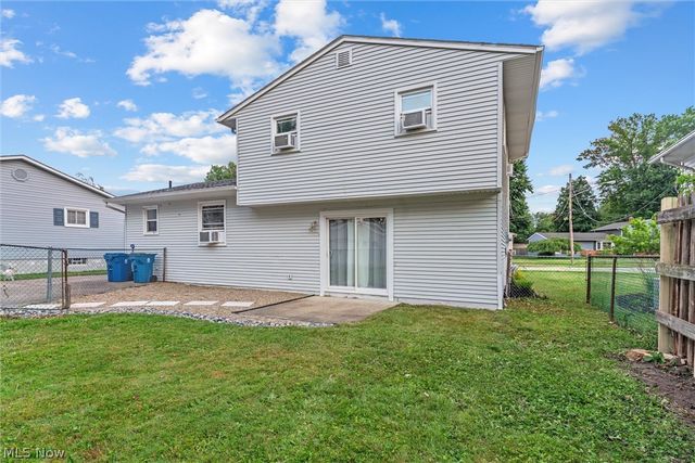 7479 Goldenrod Drive, Mentor On The Lake, OH 44060