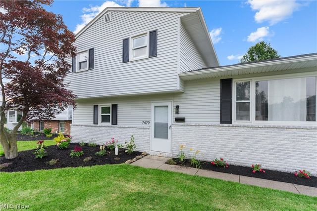 7479 Goldenrod Drive, Mentor On The Lake, OH 44060