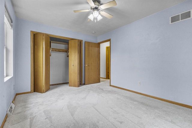 1324 W BENT AVENUE, Oshkosh, WI 54901