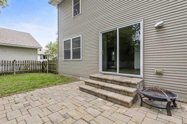 1324 W BENT AVENUE, Oshkosh, WI 54901