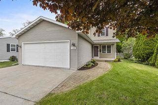 1324 W BENT AVENUE, Oshkosh, WI 54901