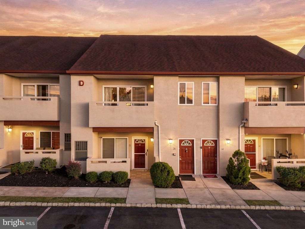 1630-90 WELSH RD #30D, PHILADELPHIA, PA 19115 — exterior