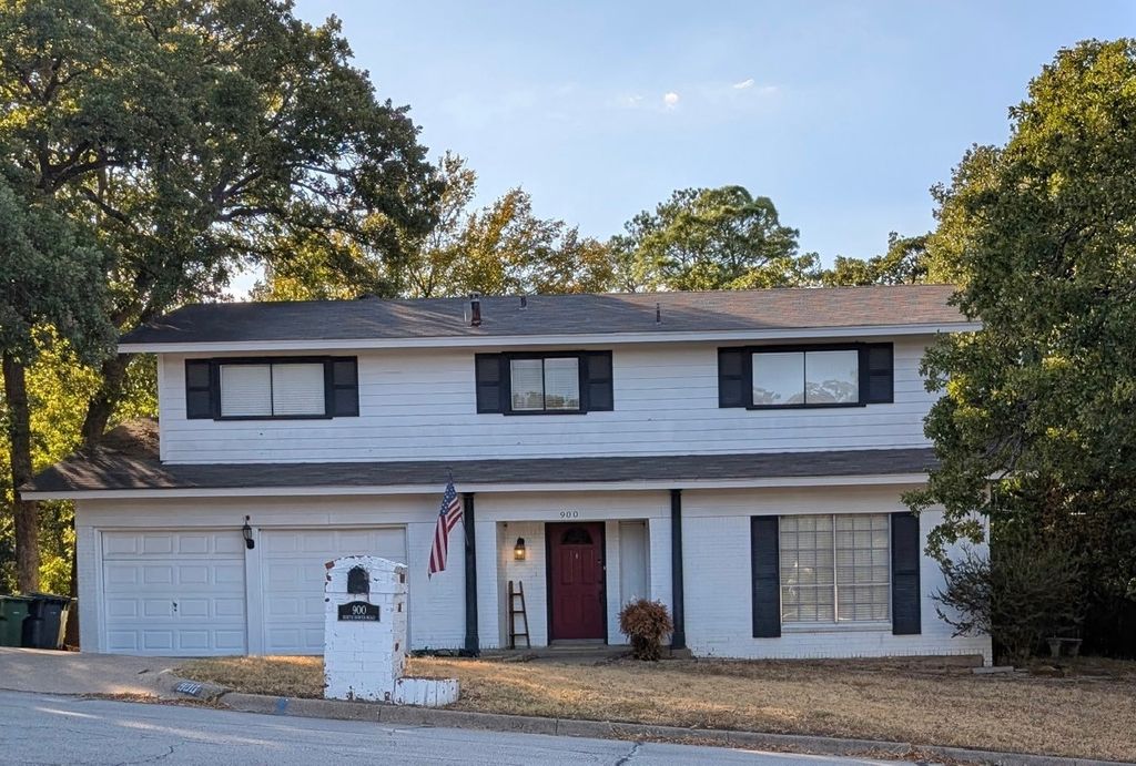 900 N Bowen Road, Arlington, TX 76012 — exterior