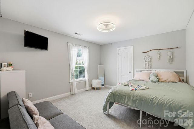 8636 Sagekirk Court, Charlotte, NC 28278