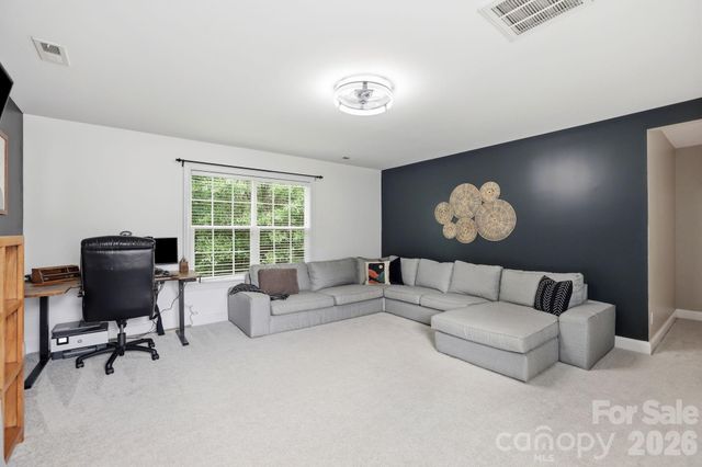 8636 Sagekirk Court, Charlotte, NC 28278
