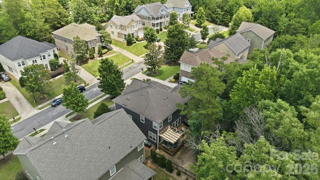 8636 Sagekirk Court, Charlotte, NC 28278