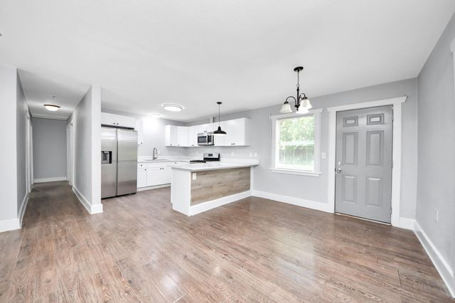 5738 Kenilwood Drive, Houston, TX 77033