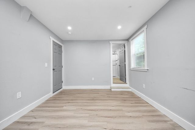 5738 Kenilwood Drive, Houston, TX 77033