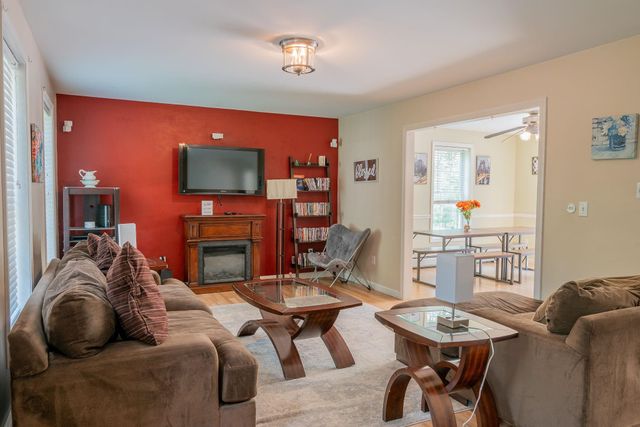 2 Alex Court, Somersworth, NH 03878