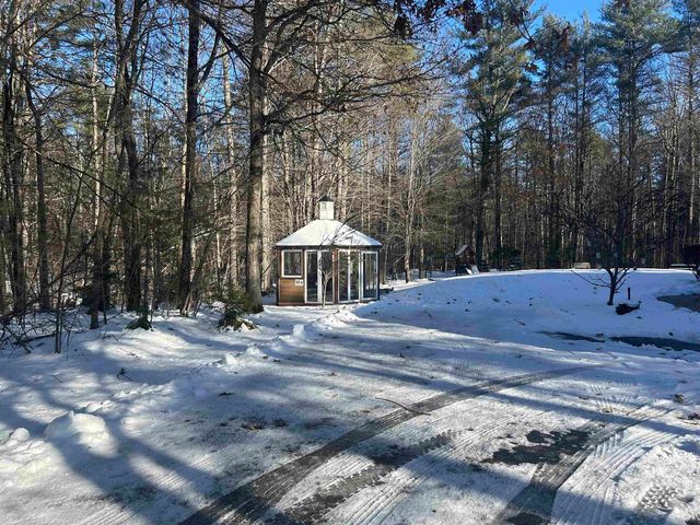 2 Alex Court, Somersworth, NH 03878