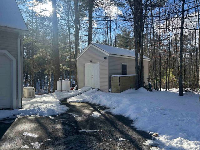2 Alex Court, Somersworth, NH 03878