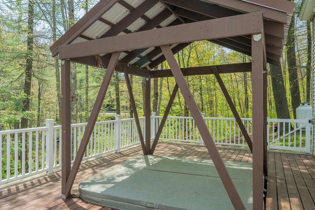 2 Alex Court, Somersworth, NH 03878