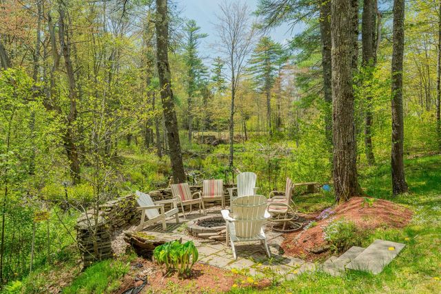 2 Alex Court, Somersworth, NH 03878