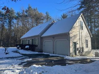 2 Alex Court, Somersworth, NH 03878