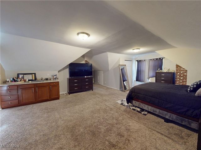 3423 Beechwood Avenue, Cleveland Heights, OH 44118