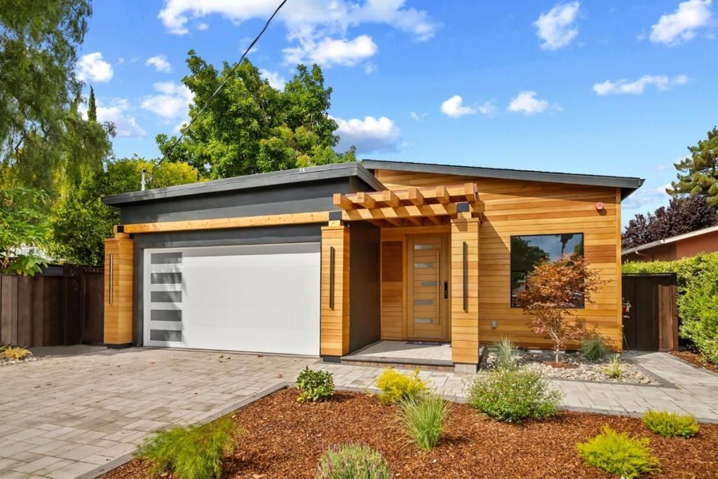 557 E Arbor Avenue, Sunnyvale, CA 94085
