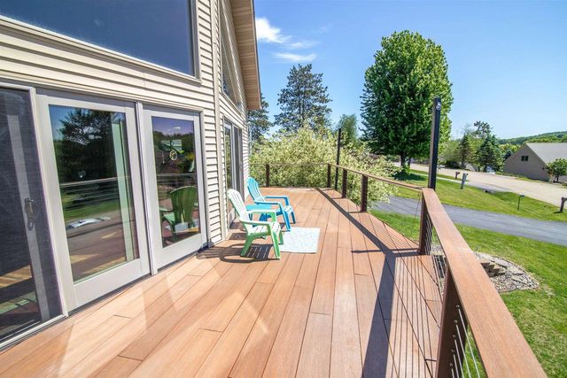 E2392 Black Forest Drive, La Valle, WI 53941