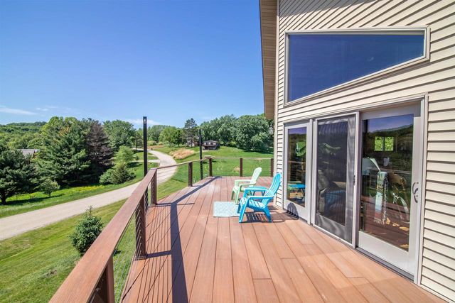 E2392 Black Forest Drive, La Valle, WI 53941