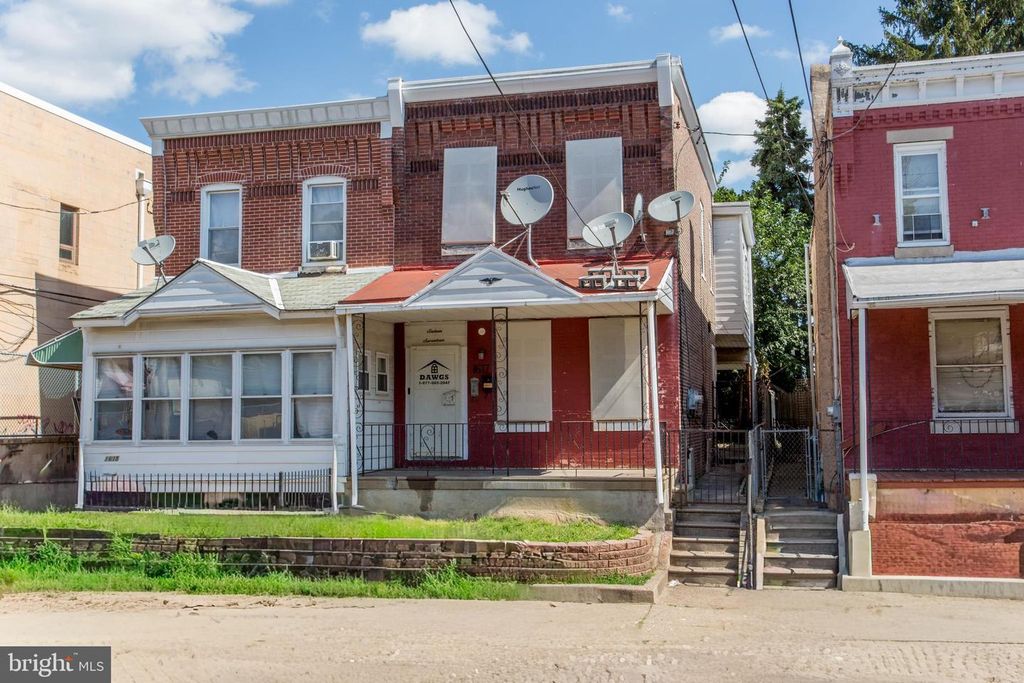 1617 WAKELING ST, Philadelphia, PA 19124