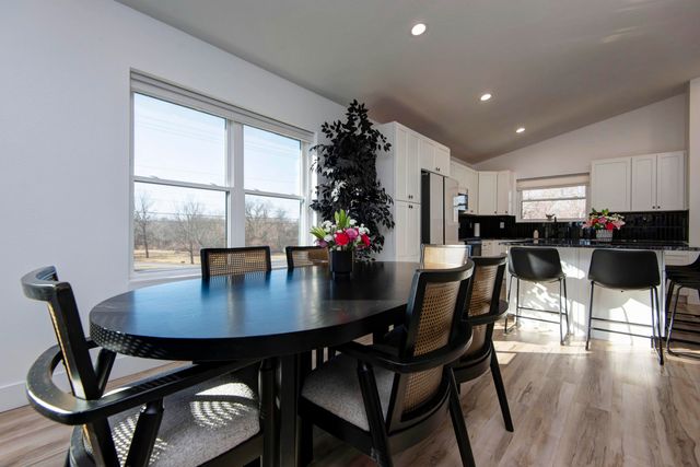 3246 W State Street, Springfield, MO 65802