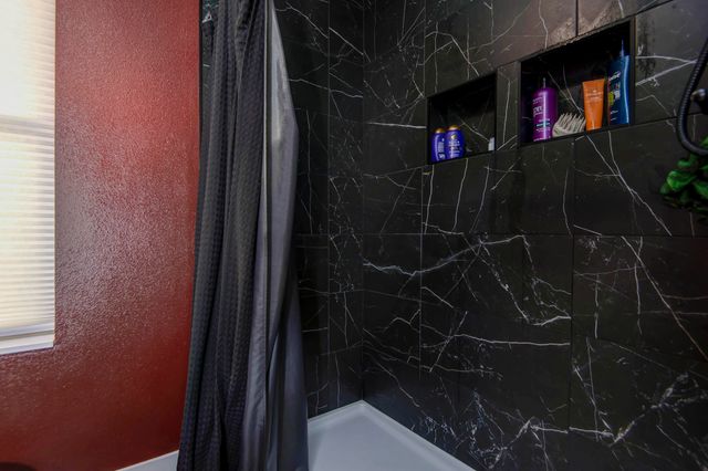 3246 W State Street, Springfield, MO 65802