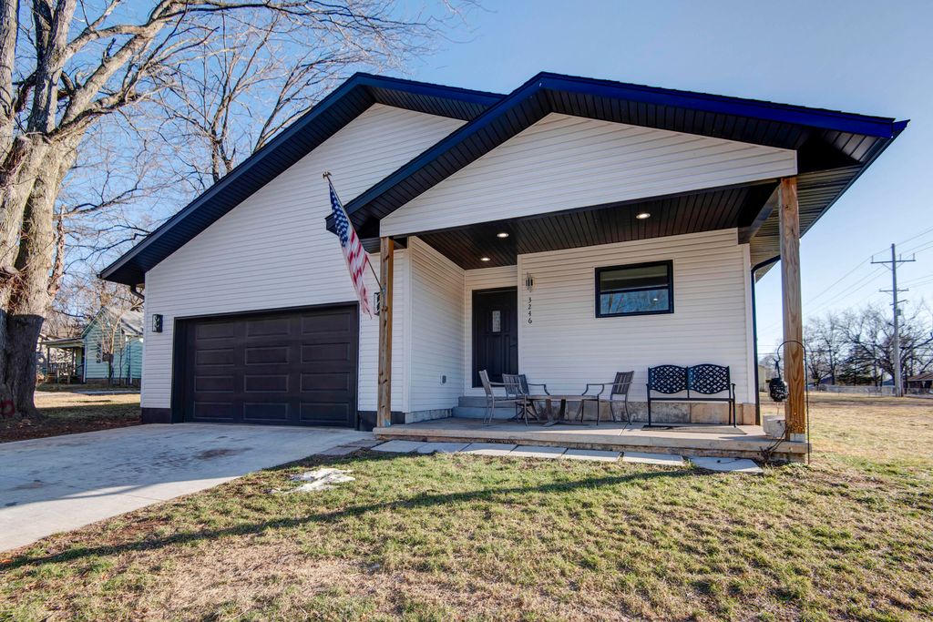 3246 W State Street, Springfield, MO 65802