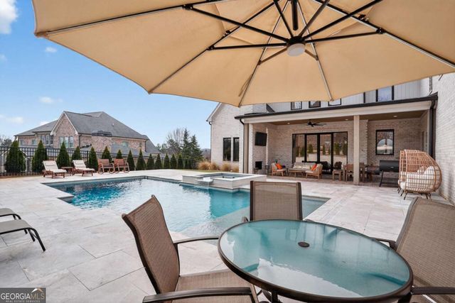 2445 Sunflower Drive, Hoschton, GA 30548