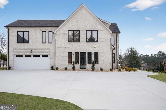 2445 Sunflower Drive, Hoschton, GA 30548