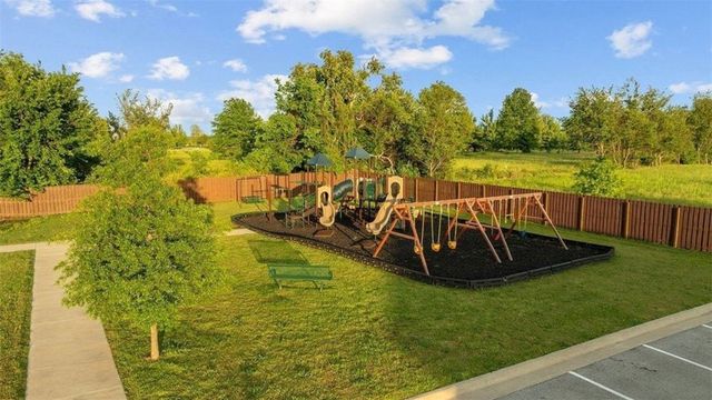 1158 Camerino Avenue, Springdale, AR 72762