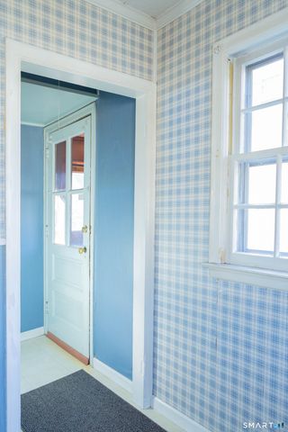 496 Burnsford Avenue, Bridgeport, CT 06606