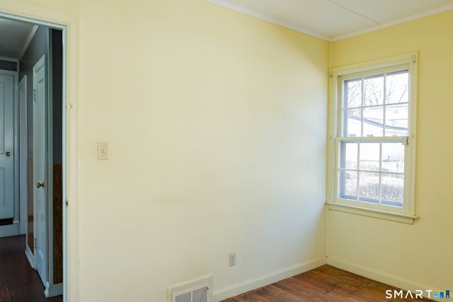 496 Burnsford Avenue, Bridgeport, CT 06606