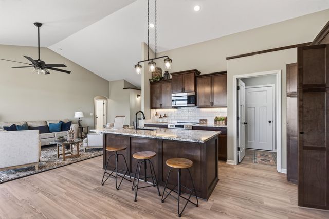 2606 Spring Meadows Ct, Derby, KS 67037