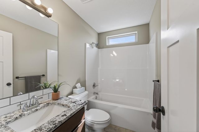 2606 Spring Meadows Ct, Derby, KS 67037