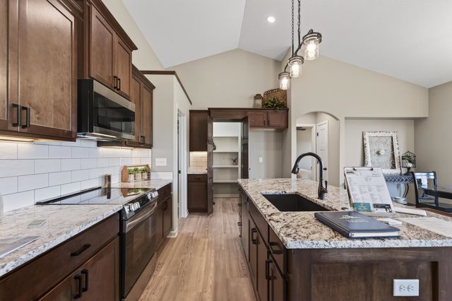 2606 Spring Meadows Ct, Derby, KS 67037