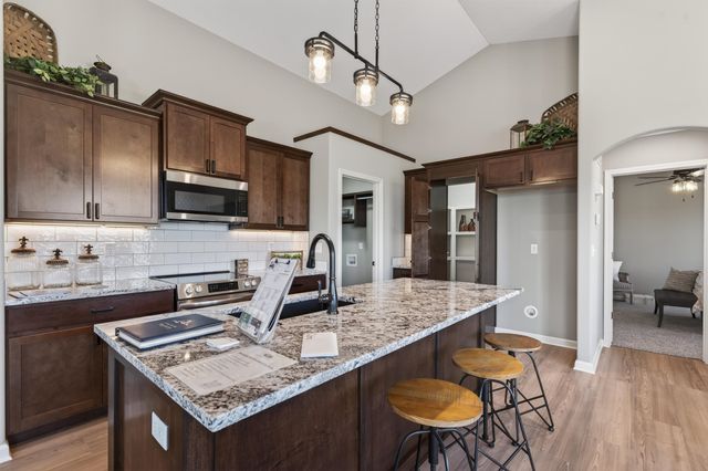 2606 Spring Meadows Ct, Derby, KS 67037