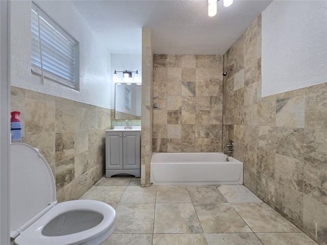 1816 RENDALE DRIVE, Orlando, FL 32805